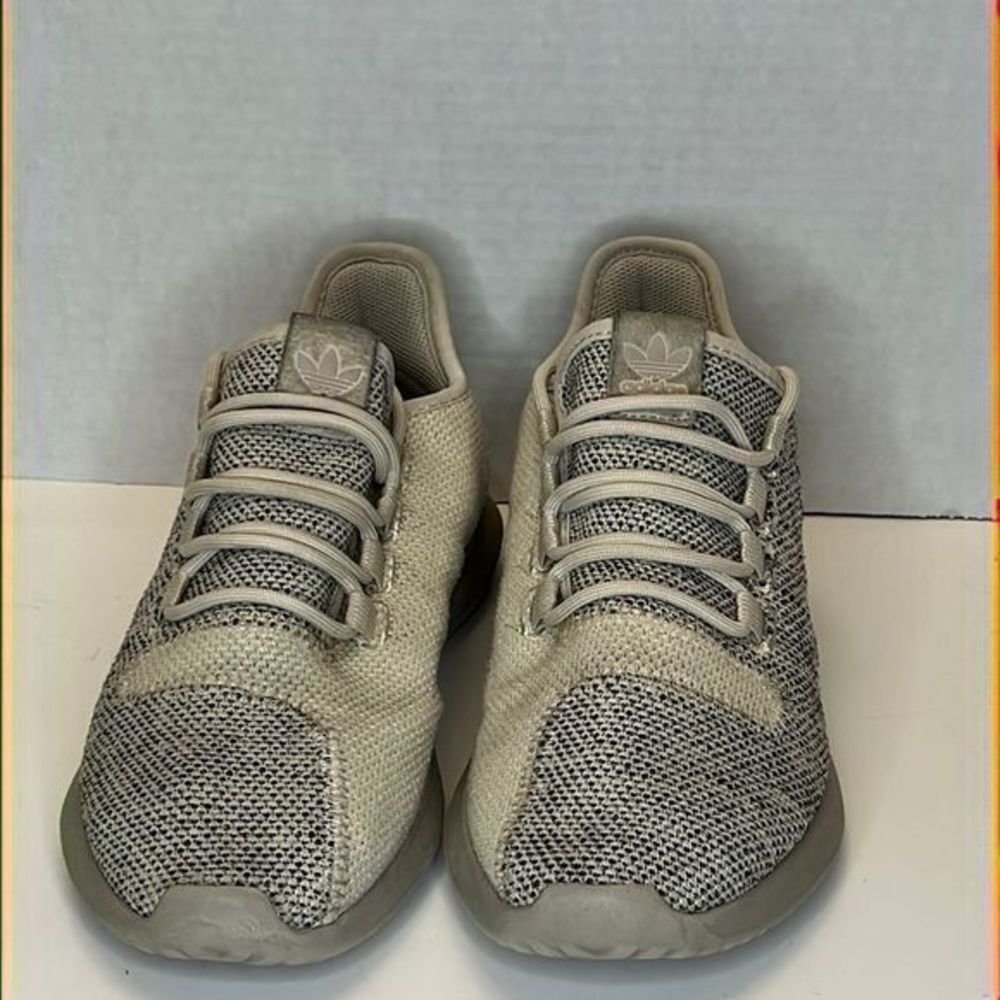 Adidas‎ Gray 5.5